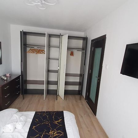 Andrei Apartment Braşov Buitenkant foto