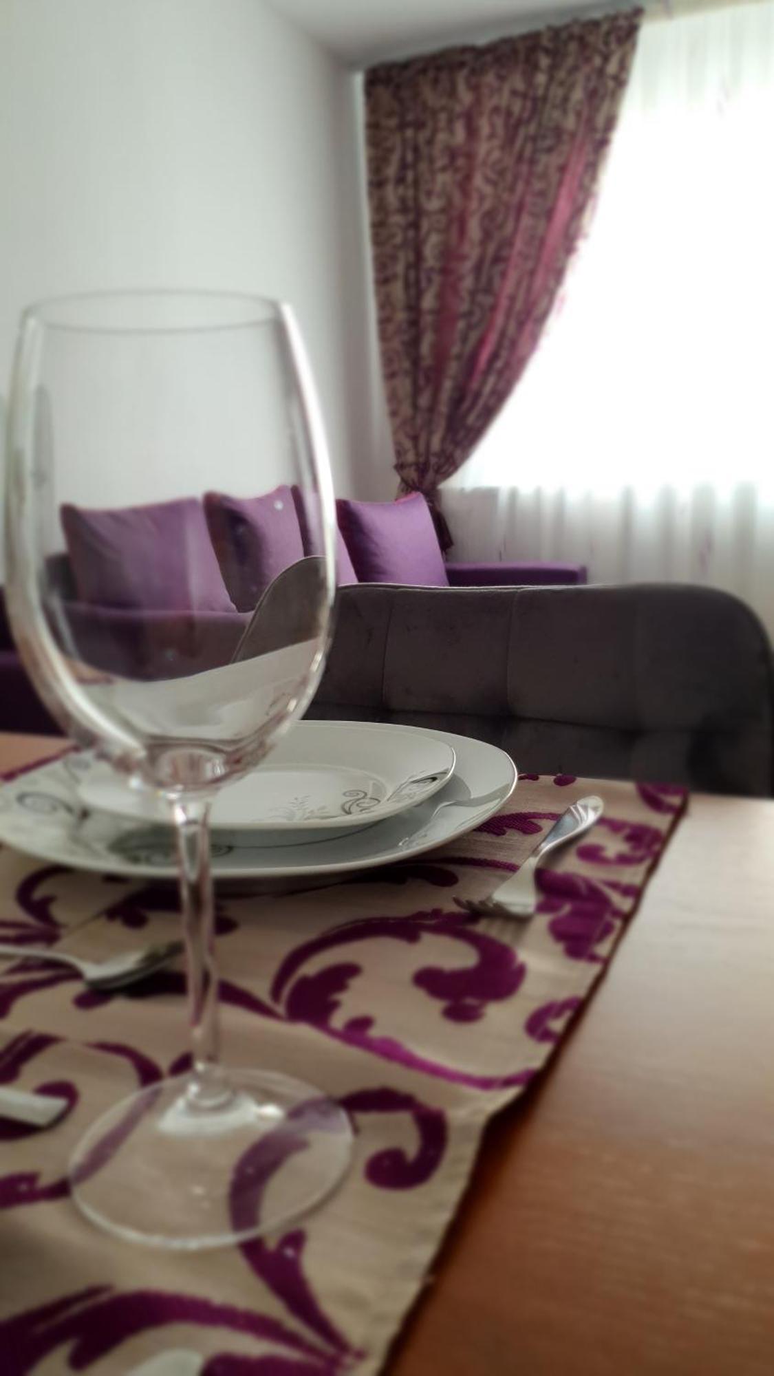 Andrei Apartment Braşov Buitenkant foto